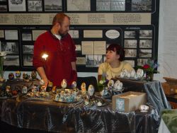 Ria Nobel combineert de kunst van plateel schilderen met haar liefde voor het ei en dat heeft een wonderschoon resultaat.